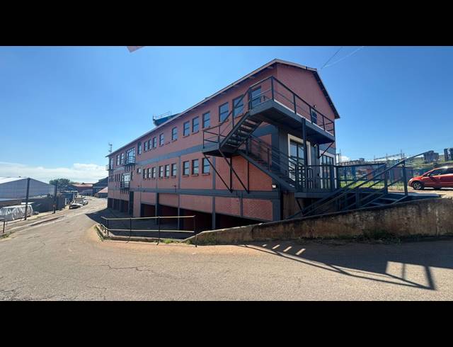 6,500M² WAREHOUSE TO LET IN PRETORIA INDUSTRIAL